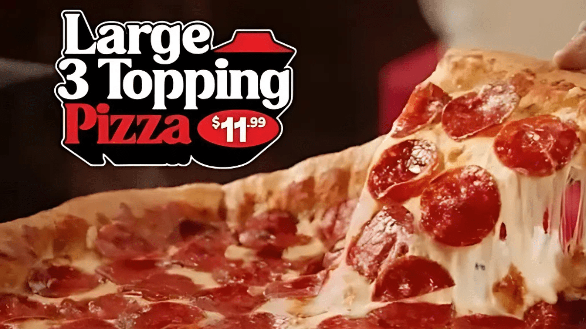 Hot Fast Food Deals Dropping Now at Domino’s, Pizza Hut, and More